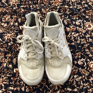 11.5 White USED Nike Huraches